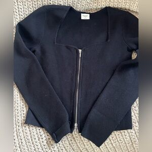 Abercrombie & Fitch black long sleeve sweater with front silver zipper, size S.